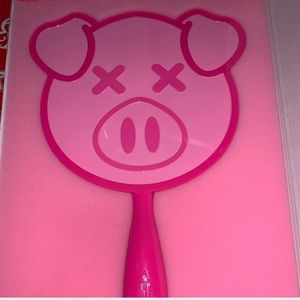 Jeffree Star x Shane Dawson pink pig mirror